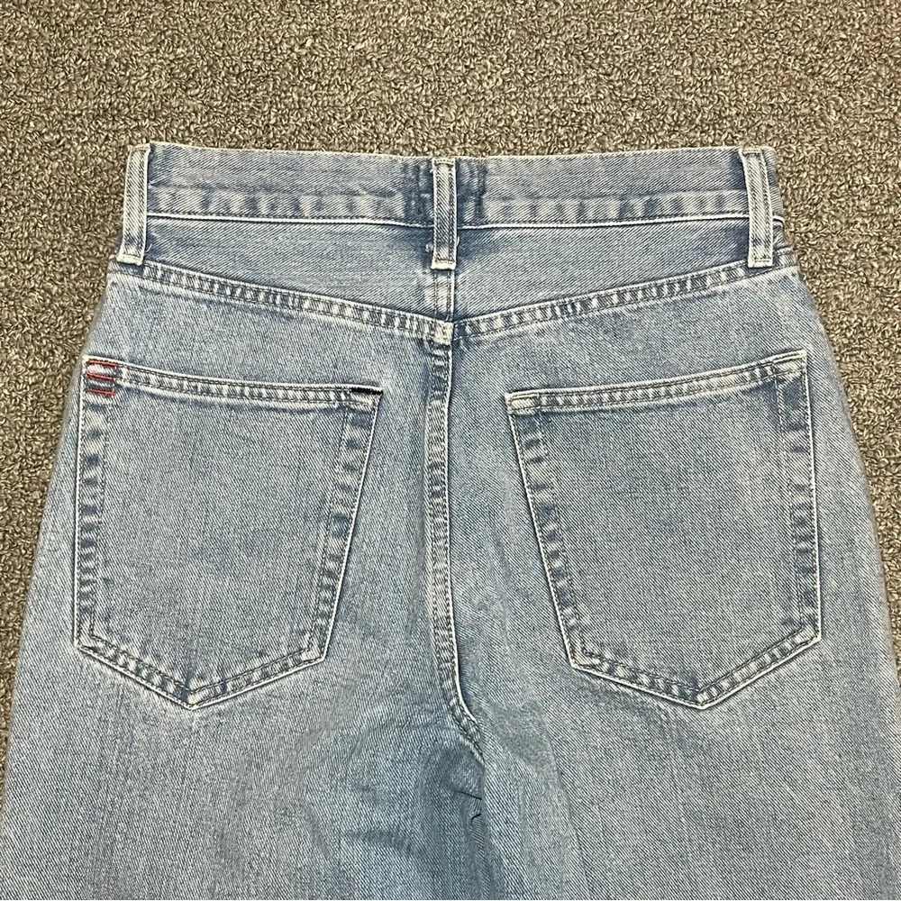 BDG Urban Outfitters High Rise Baggy Jeans Womens 25 Blue Denim Distressed - Picture 13 of 14